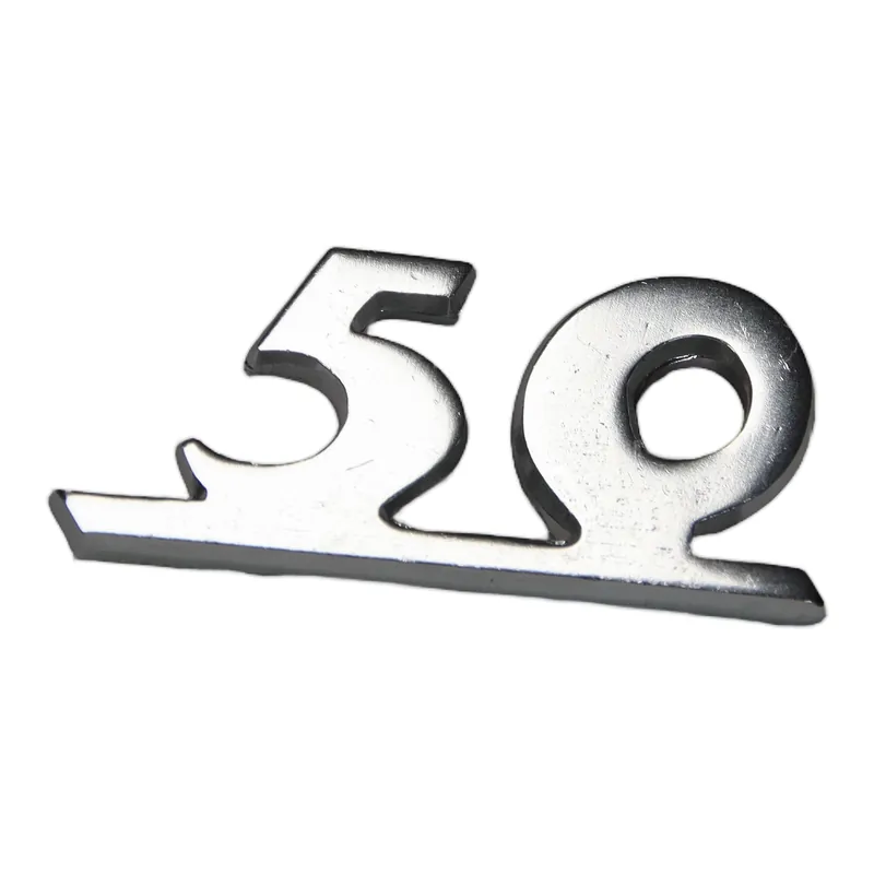Emblem / Schriftzug " 50 " für Vespa V 50 diverse Mod. - V5A2 - V5B1 - 2 Pins, 35x15mm, Lochabstand 15mm Preiswert