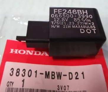 Neue Ware Honda RELAISE KOMPL. BLINKER (D) 38301MBWD21